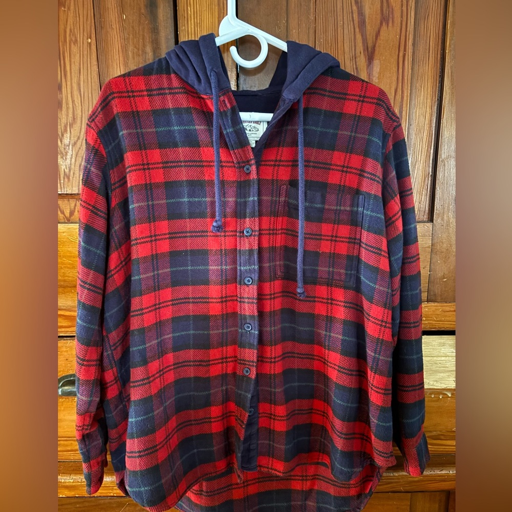 Size M Vintage American eagle hooded flannel